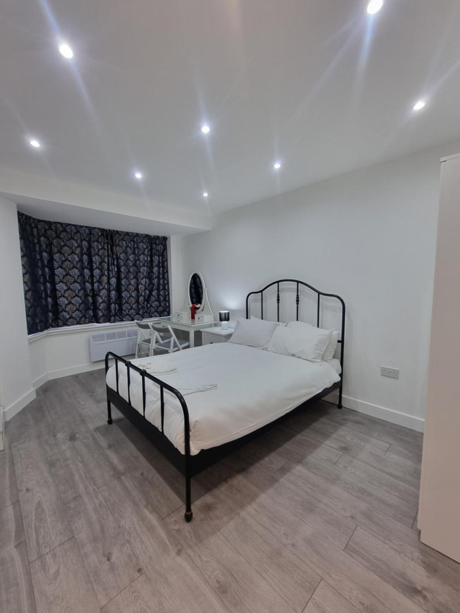 Brand New Studios In Harrow Exteriör bild